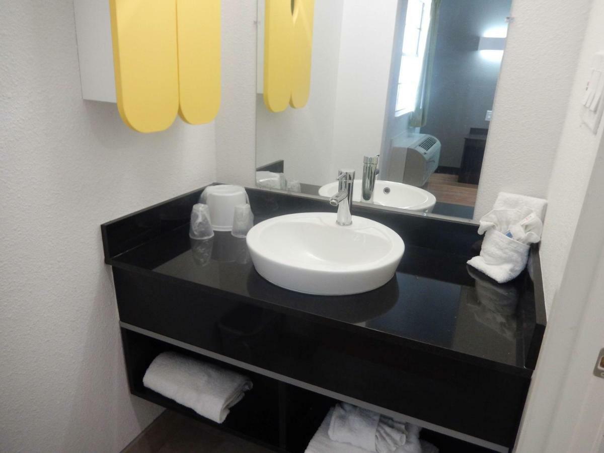Studio 6-Houston, Tx - Intercontinental Airport South Экстерьер фото